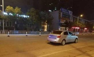 警察吃瓜群众变成受害人,一场身份反转的悬疑剧